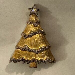 Laura Conrad Gold Toned Christmas Tree Brooch